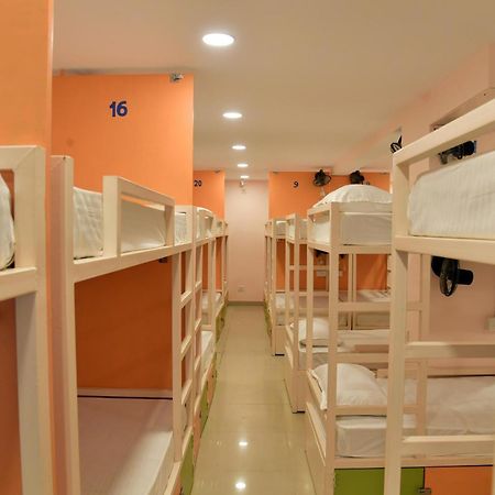 Orange Stays Varanasi Exterior foto