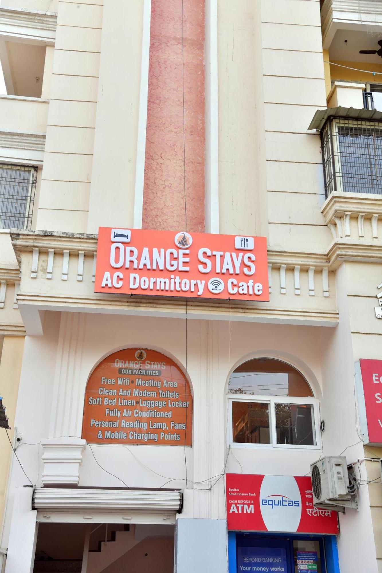 Orange Stays Varanasi Exterior foto